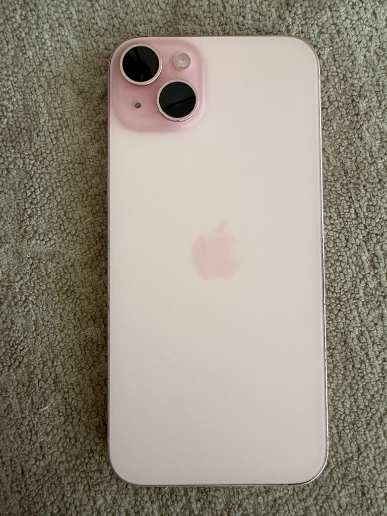 Купити Apple iPhone 15 Plus 256GB Pink (MU193) Б/У