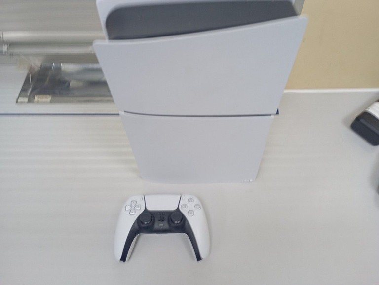 Оголошення Sony PlayStation 5 Slim Digital Edition 1TB Б/У