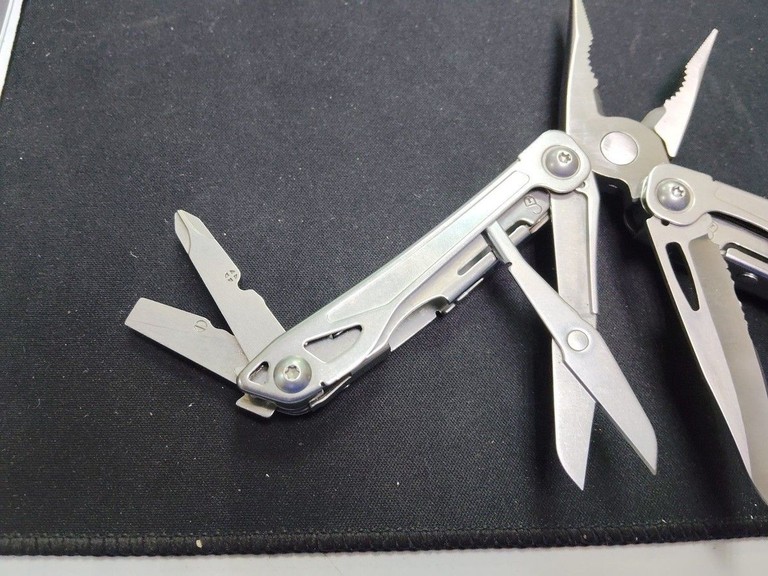 Распродажа Leatherman wingman, продавец Техноскарб