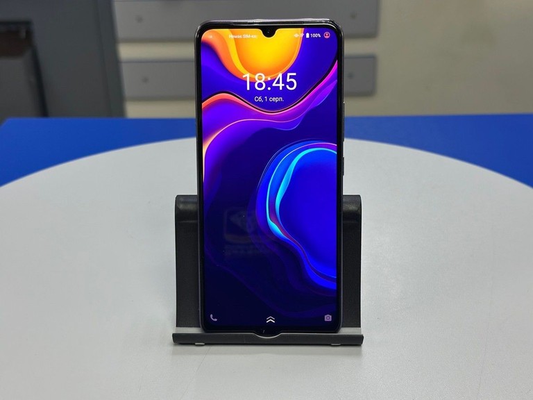Оголошення Vivo v20 8/128gb Б/У