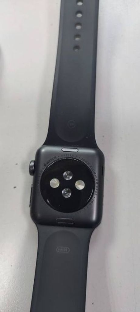 Apple watch series 3 38mm aluminum case