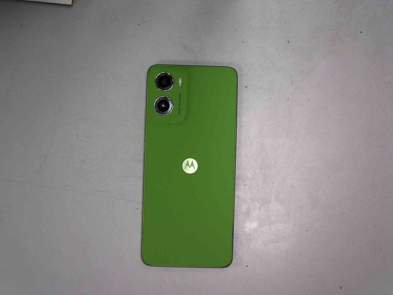 Купить Motorola moto g06 4g 4/64gb tendril Б/У