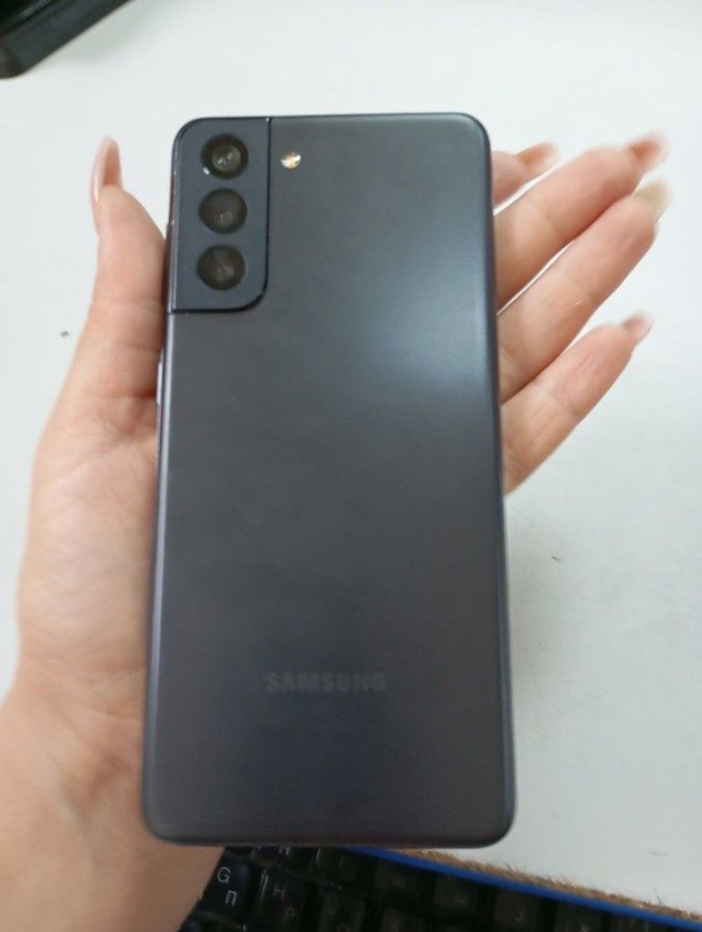 Розпродаж Samsung galaxy s21 5g 8/128gb, продавець Техноскарб