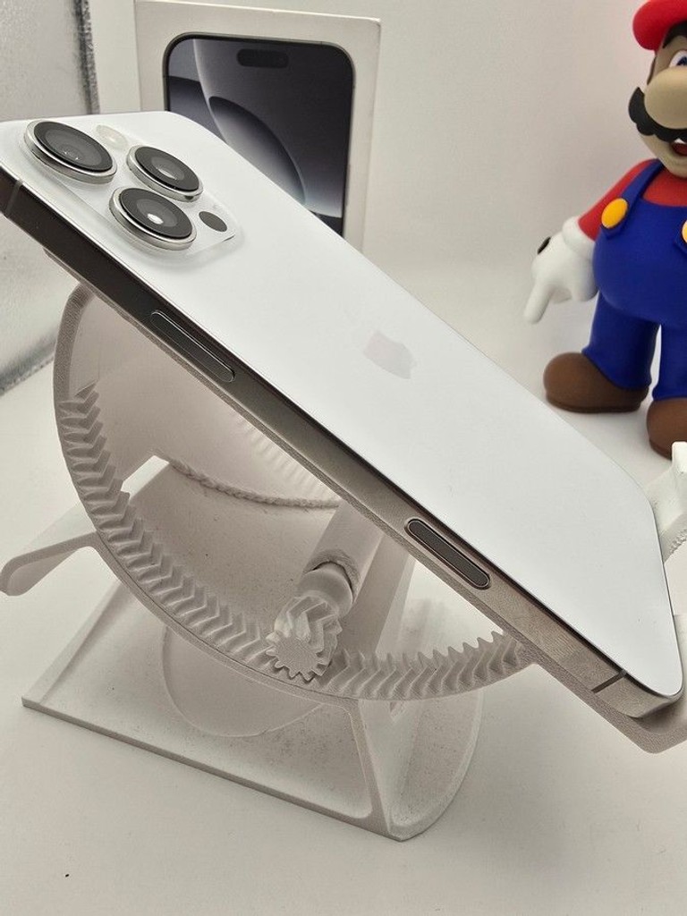 Apple iphone 16 pro max 256gb Код:01-201057785. Зображення 6