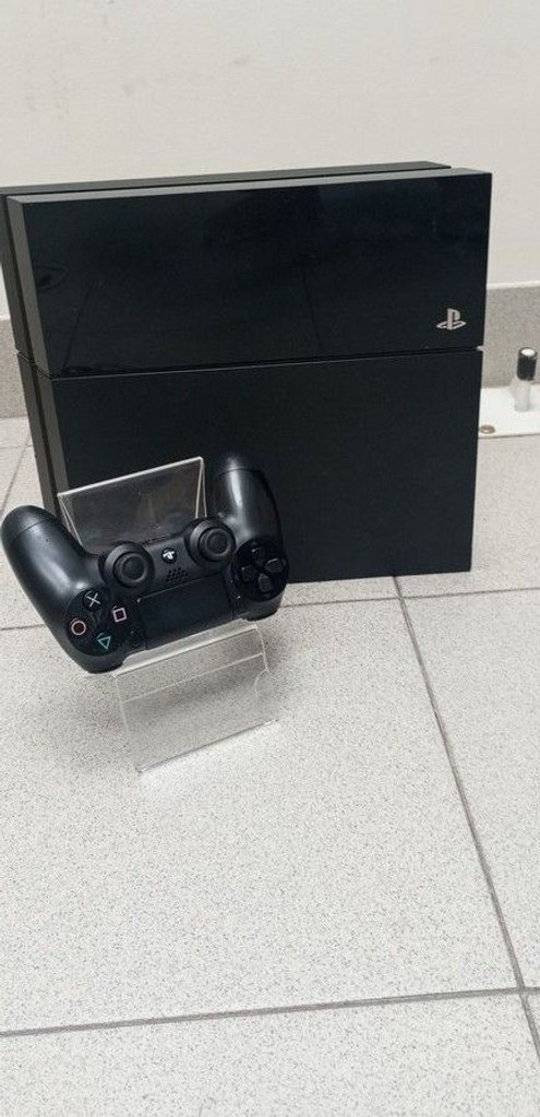 Купити Sony playstation 4 500gb Б/У