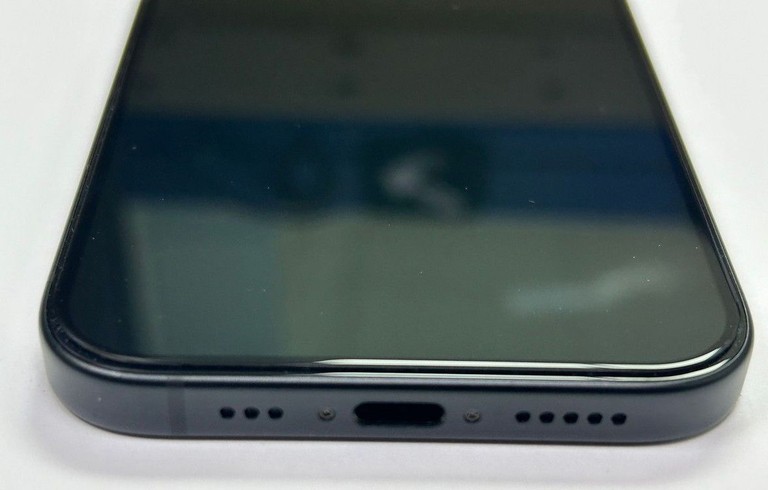 Apple iPhone 15 128GB Green Код:01-201147580. Зображення 8