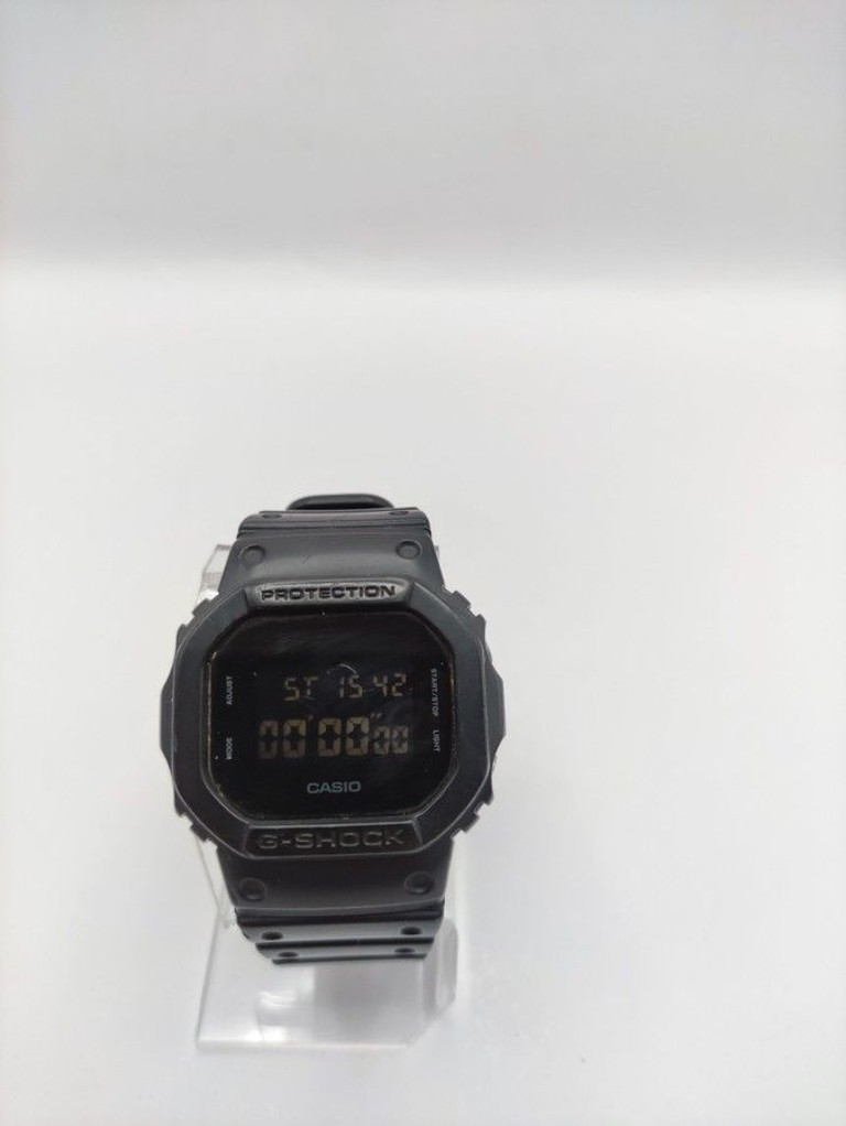 Купити Casio dw-5600bb Б/У