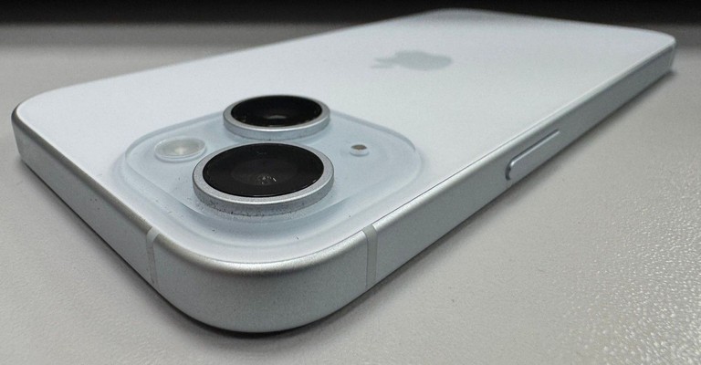 Apple iPhone 15 128GB Green Код:01-201159360. Зображення 7