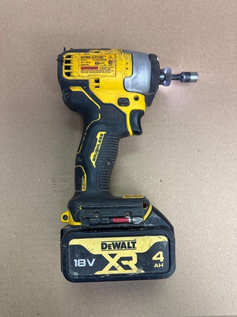 Оголошення Dewalt dcf809 1акб 6ah зп Б/У
