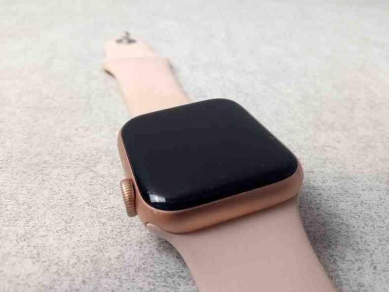Apple Watch Series 5 GPS 40mm Gold Aluminum w. Pink Sand b.- Gold Aluminum (MWV72) Код:2000003423859. Зображення 8