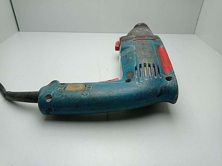 Дешево Makita HR2400 з ломбарду