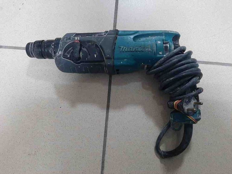 Makita HR2470