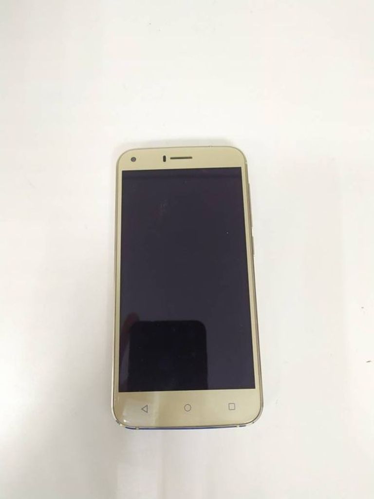 Купити Bravis a506 crystal 1/8gb Б/У