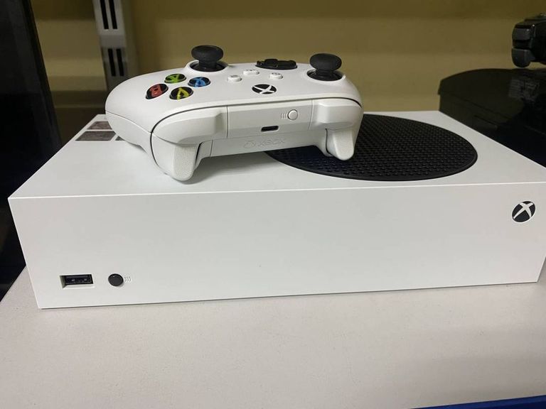 Купити Xbox360 series s 512gb Б/У