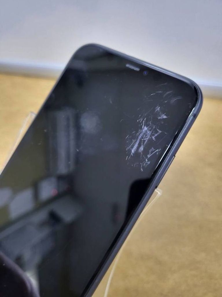 Apple iphone 11 64gb Код:01-200105947. Зображення 6