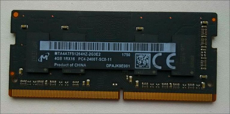 Micron 4 GB DDR4 2400 MHz (MTA9ASF51272PZ-2G3B1II)