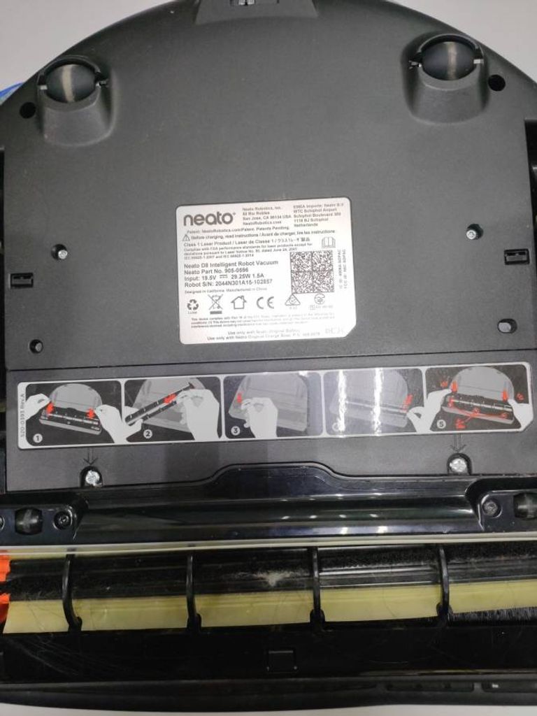 Дешево Neato Botvac D8 з ломбарду