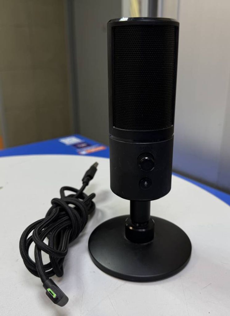 Купити Razer seiren x Б/У