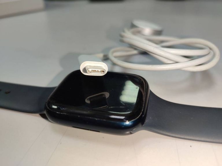 Apple watch series 8 gps + cellular aluminium case 45mm Код:01-200236026. Изображение 9