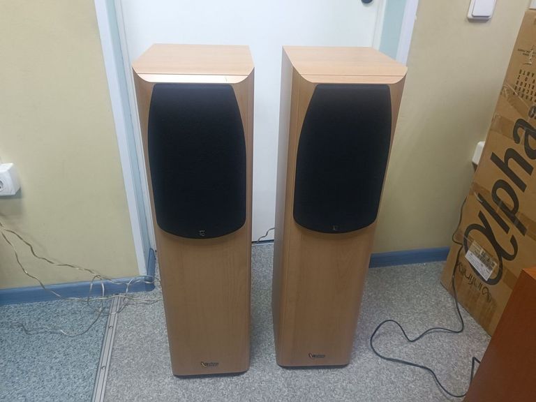 Купити Infinity alpha 30 2.0 Б/У