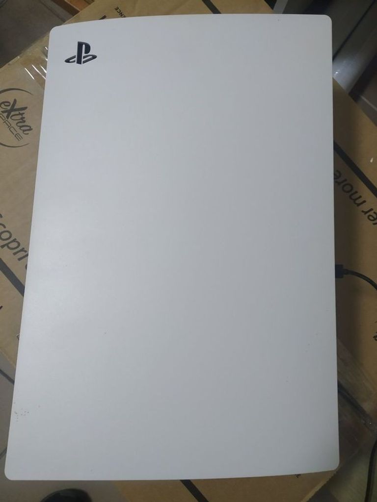 Купить Sony PlayStation 5 825GB Б/У