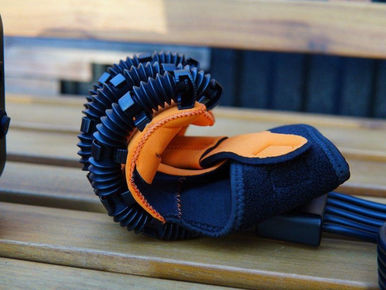 Акція! Робот тренажер для правої руки та пальців акумуляторний Реабілітація після травм з дзеркальною рукавичкою Розмір L. Новий Код:null. Зображення 7