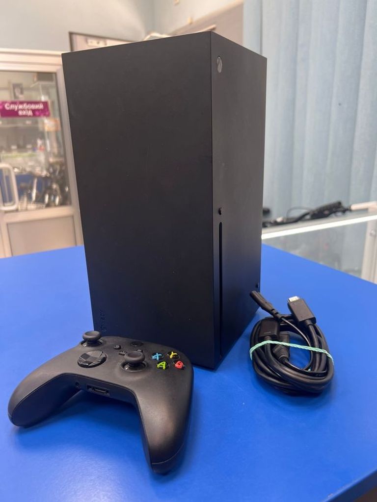 Купить Microsoft xbox series x 1tb Б/У