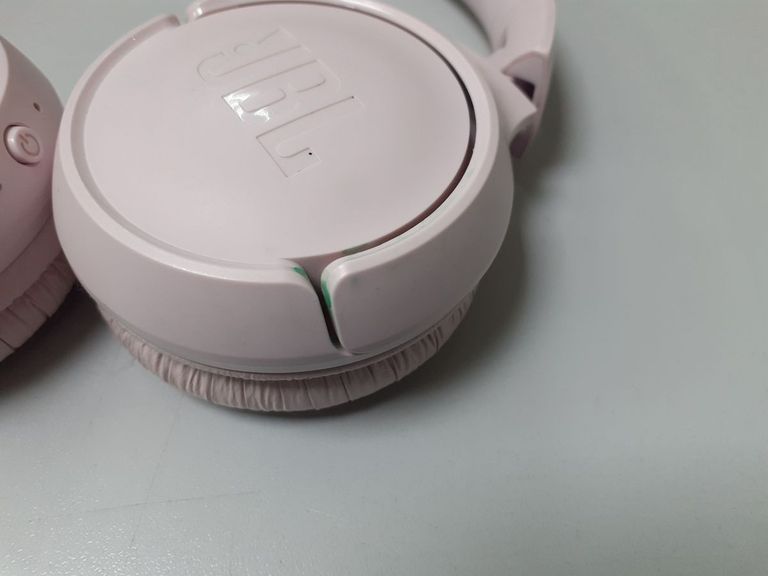 Дешиво JBL Tune 510BT (JBLT510BTBLK) с ломбарда