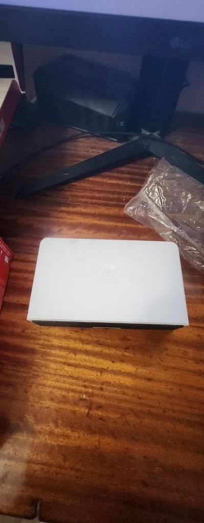 Дешиво Nintendo Switch OLED with White Joy-Con (045496453435) с ломбарда