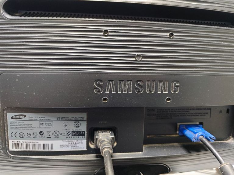 Дешиво Samsung b1930n с ломбарда