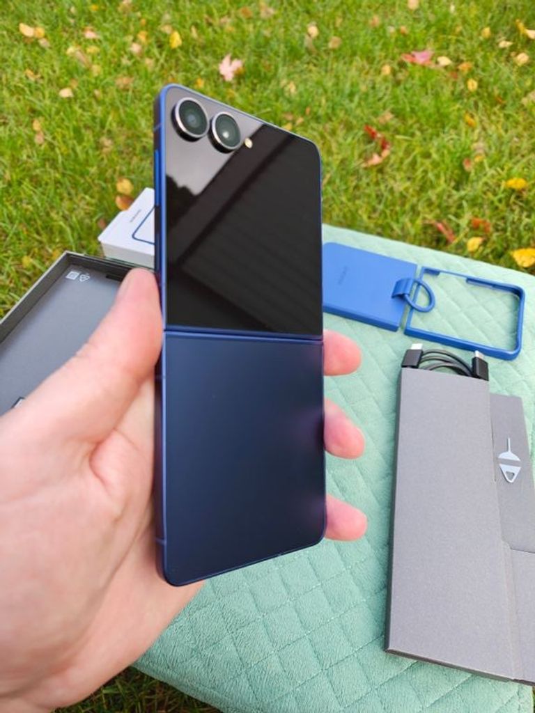 Samsung Galaxy Flip7 12/512GB Blue Shadow (SM-F766BDBH) Код:null. Зображення 5