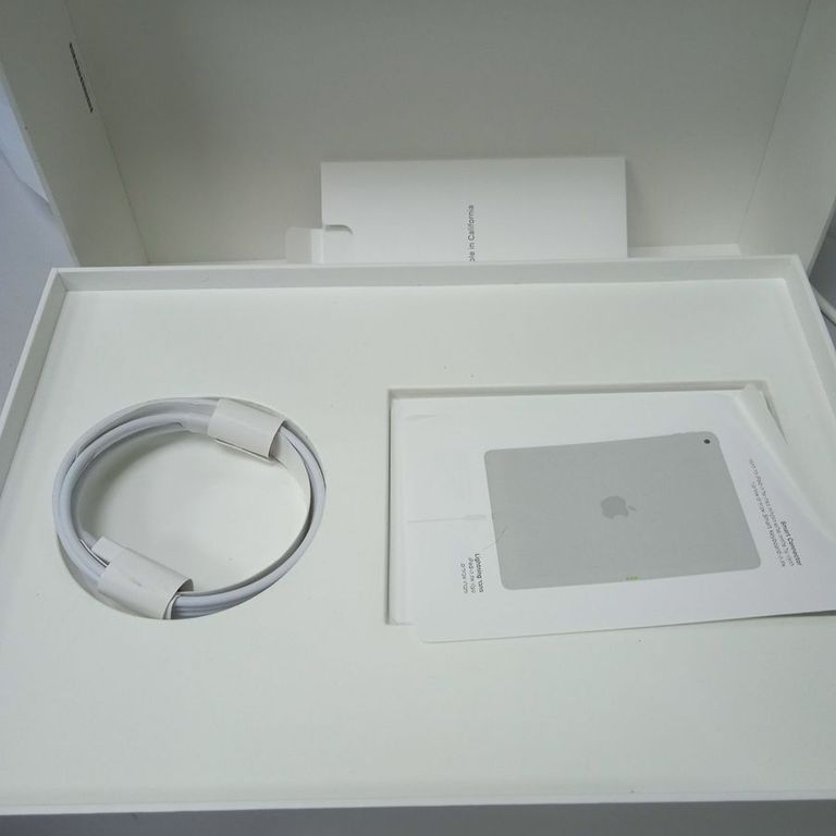 Apple ipad 7 wifi a2197 32gb Код:01-200781395. Изображение 6