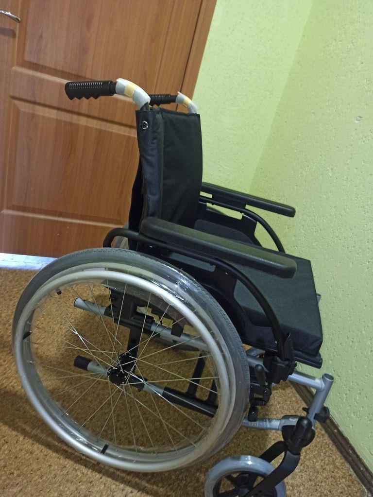 Купити Breezy  Б/У