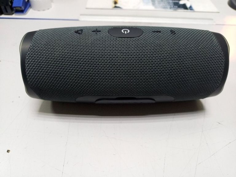 Дешиво Jbl charge essential 2 с ломбарда