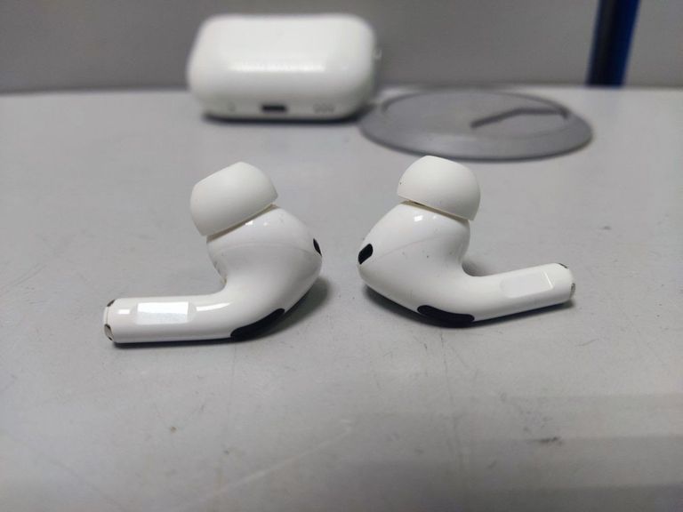 Распродажа Apple airpods pro 2nd generation with magsafe charging case usb-c, продавец Техноскарб