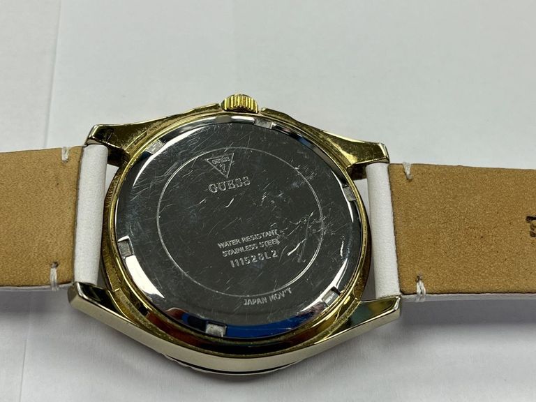 Розпродаж Guess i11528l2, продавець Техноскарб
