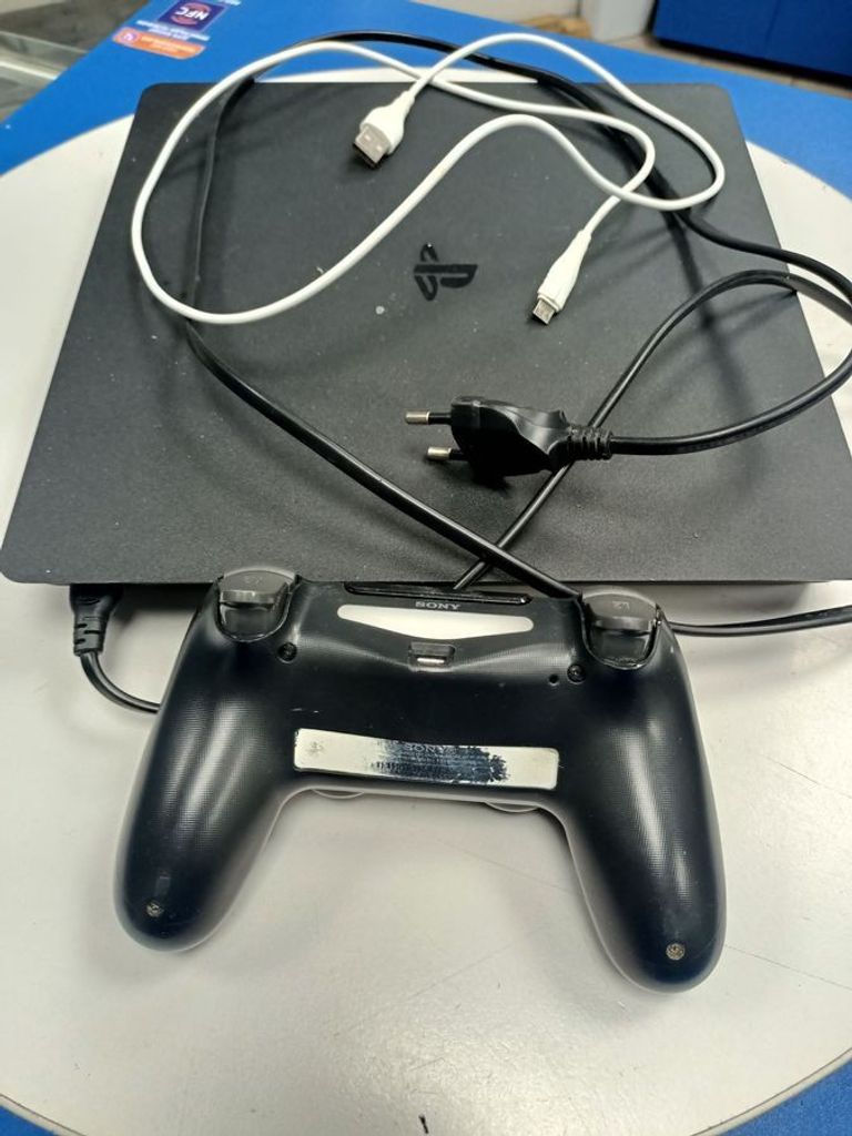 Купити Sony playstation 4 slim 500gb Б/У