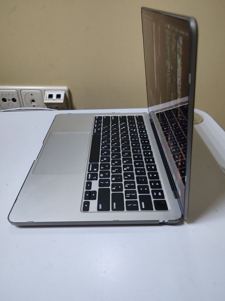 Розпродаж Apple macbook air 13,6" 2025, продавець Техноскарб