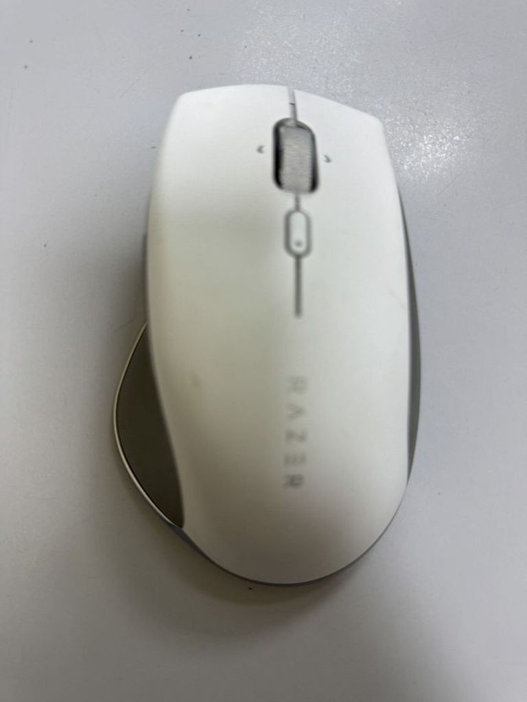 Купити Razer Pro Click V2 Vertical Edition (RZ01-05250100-R3G1) Б/У