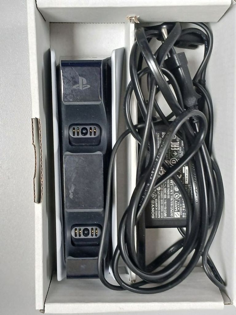 Оголошення Sony dualsense charging station cfi-zds1 Б/У