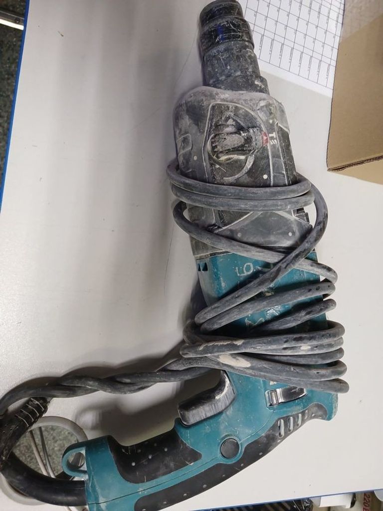 Дешиво Makita HR2470 с ломбарда