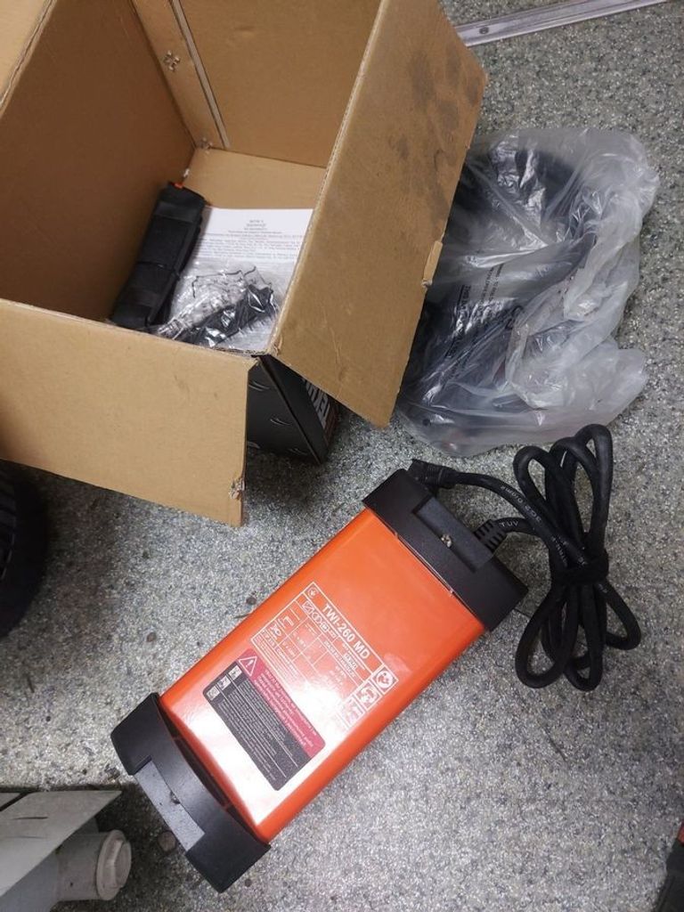 Дешево Tekhmann twi-260 md з ломбарду