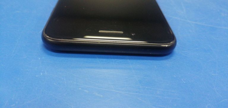 Apple iPhone SE 2020 128GB Black Slim Box (MHGT3) Код:01-200845712. Изображение 7