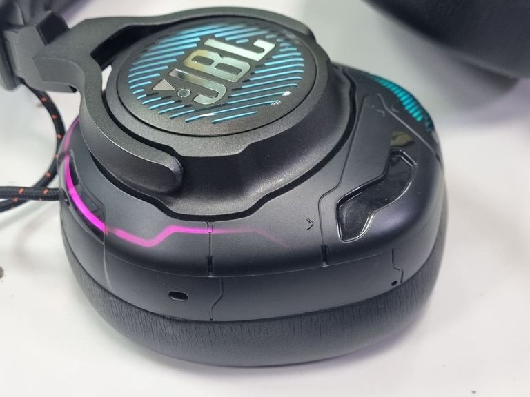 Jbl quantum one Код:01-200859727. Зображення 16