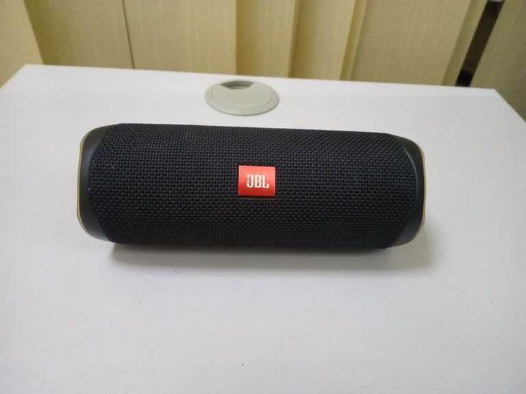 Купити Jbl flip 5 Б/У