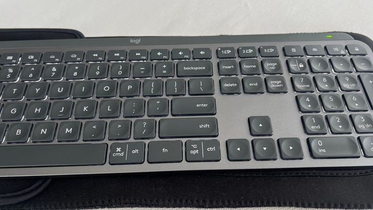 Logitech MX Keys for Mac Space Gray (920-009558) Код:null. Изображение 5