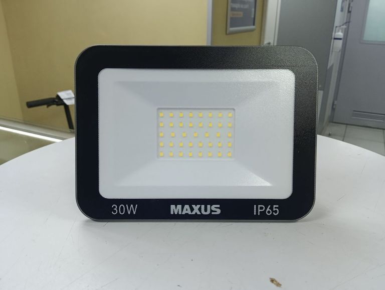 Оголошення Maxus 30w ip65 1-mfl-01-3050 Б/У