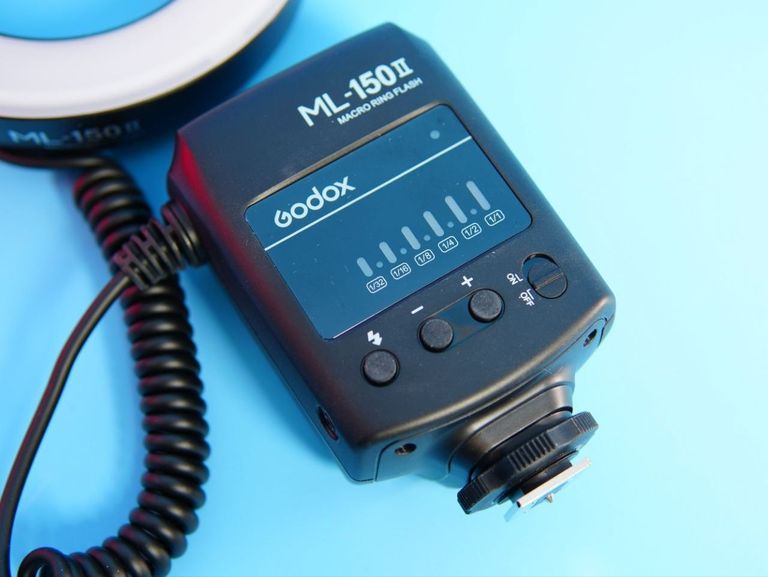 Дешево Godox ML-150II з ломбарду