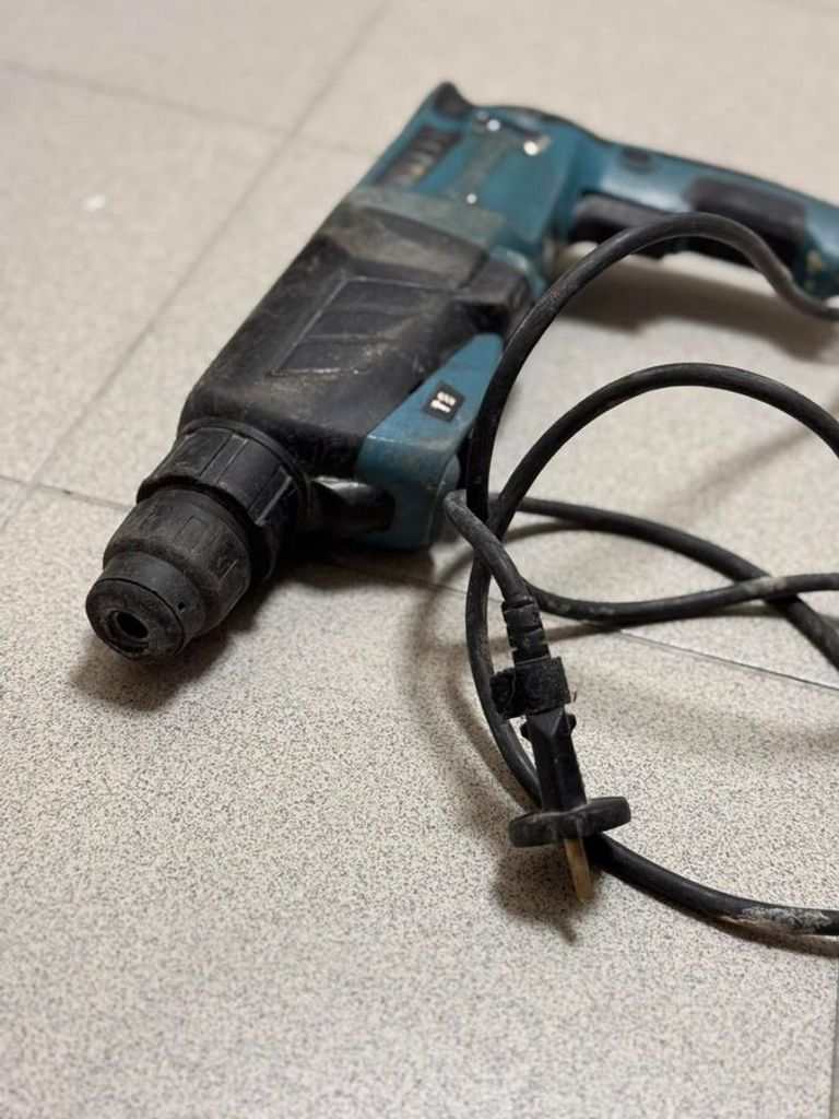 Оголошення Makita HR2630 Б/У