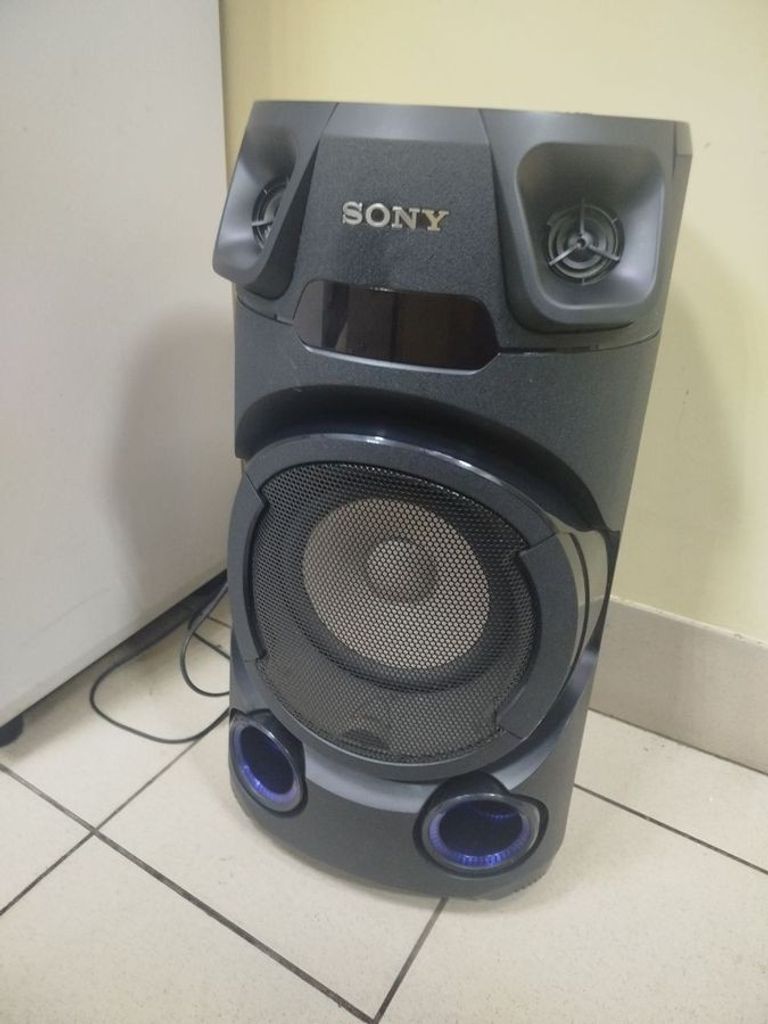 Дешево Sony MHCV13 з ломбарду